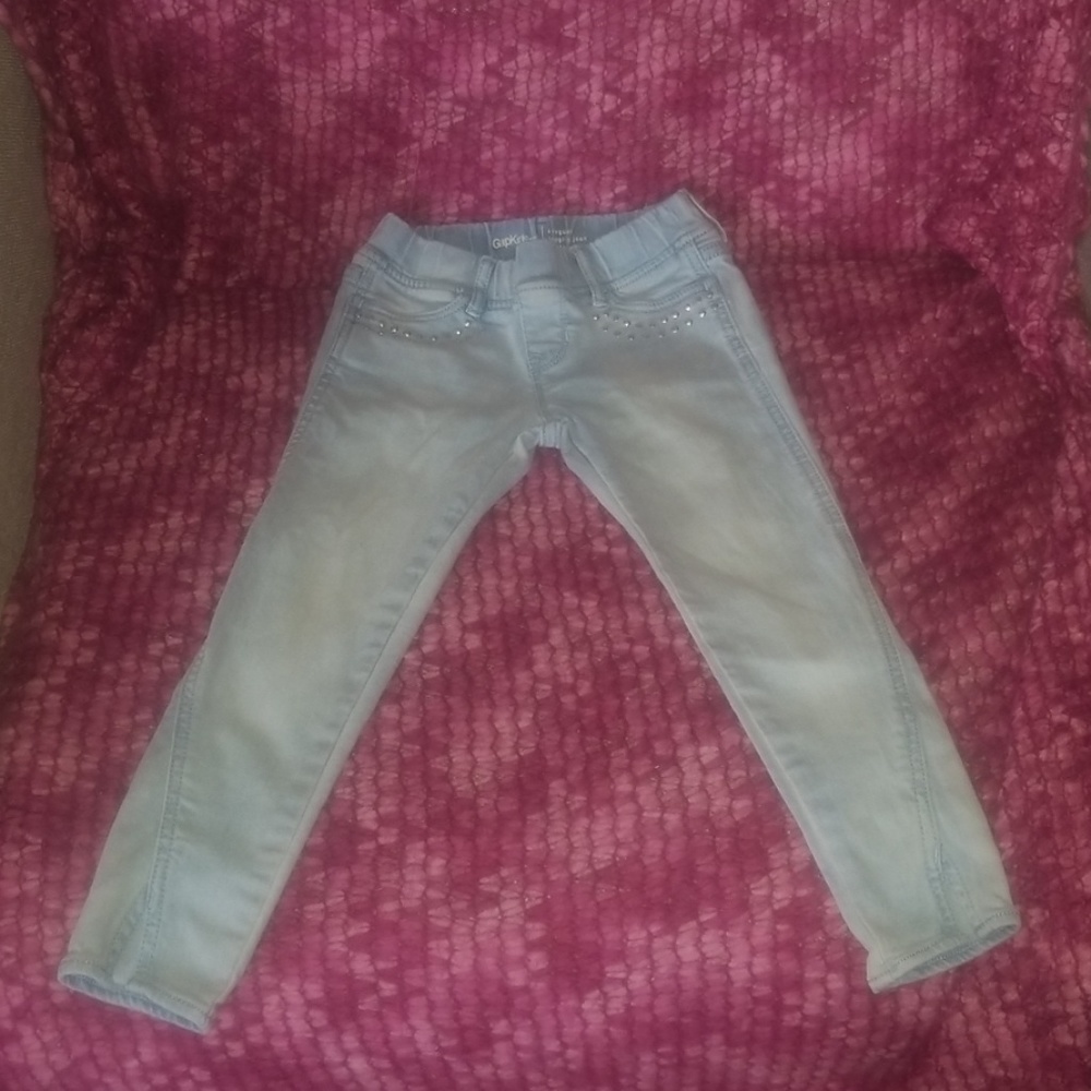 Girls studded pocket jeans